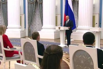 Путин выразил уверенность в сохранении Россией лидерства в художественной гимнастике