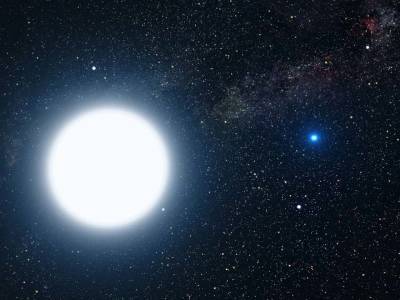Астрономы рассказали, какие звезды могут замедлять свое старение и мира
