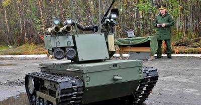 Военные впервые применили боевых роботов "Платформа-М" на учениях