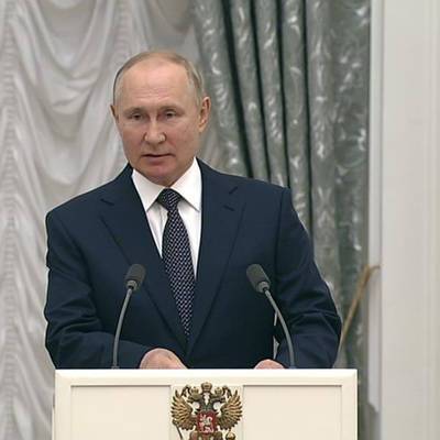 Путин уверен, что непростой период в российской легкой атлетике скоро закончится