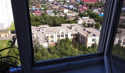 В Тюмени женщина разбилась, упав с 11-го этажа многоэтажки