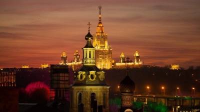 Путин поздравил москвичей с Днем города: «Россия и ее столица неразрывны»
