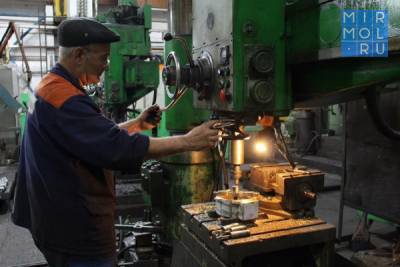 Дагестанские заводы начнут производить электроусилители руля для машины концерна «ГАЗ»
