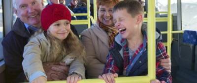Можно ли детям ездить бесплатно в Украине: названы все правила