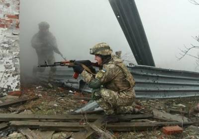 Штаб ООС: С начала суток на Донбассе погиб один военный, еще 10 человек получили ранения