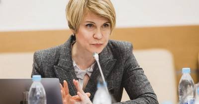 Елена Шмелева предложила изменить формат Всероссийских проверочных работ для снижения нагрузки на учителей и школьников