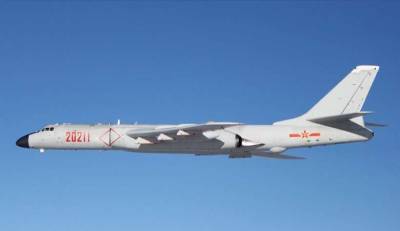 Forbes: США рискуют подставить авианосцы под удар бомбардировщиков КНР