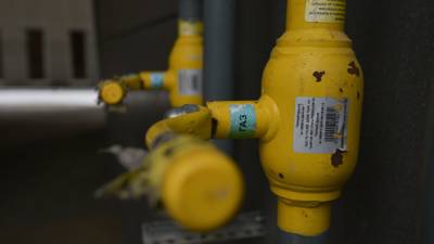 Политолог Оленченко указал на необоснованность газовых требований Киева к Москве