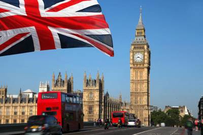 Великобритания намерена отменить "светофорную" систему поездок