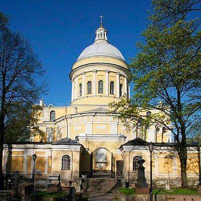 Патриарх Московский и всея Руси Кирилл прибыл в Александро-Невскую Лавру