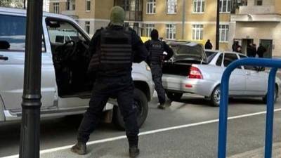 В Екатеринбурге задержали мужчину с муляжом гранаты