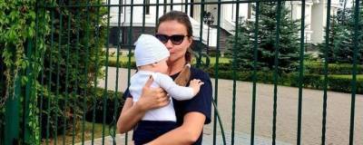 Мария Миронова - Ставшая мамой в 46 лет Мария Миронова призвала не бояться поздней беременности - runews24.ru