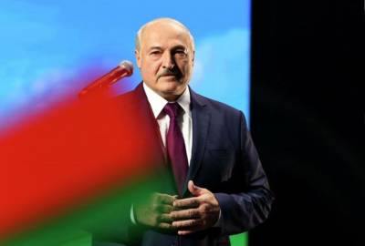 Лукашенко отказался поддерживать контакт с Западом, пока действуют санкции