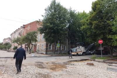 Деревья на Ильиной улице останутся нетронутыми во время реконструкции