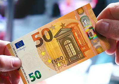 Правительство Чехии решило «не воевать» с нечестными обменниками