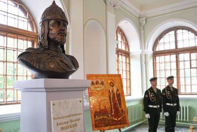 В Благовещенской церкви Петербурга открыли бюст Александра Невского