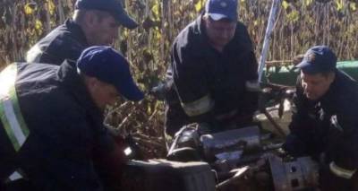 В Житомирской области разбился легкомоторный самолет: пилота госпитализировали в больницу. ФОТО