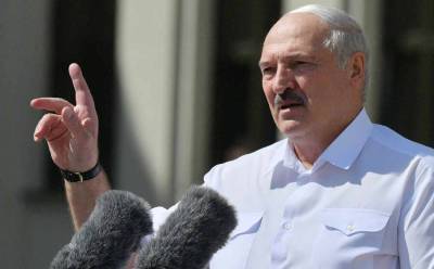 Лукашенко рассказал, что западные политики просили Путина надавить на него