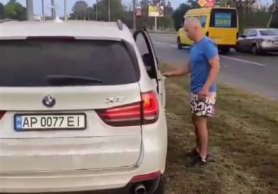 Пьяный депутат на BMW устроил страшную аварию и пытался сбежать: появилось видео происшествия