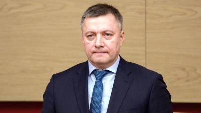 Губернатор Кобзев связался с пассажиркой упавшего в Иркутской области самолёта
