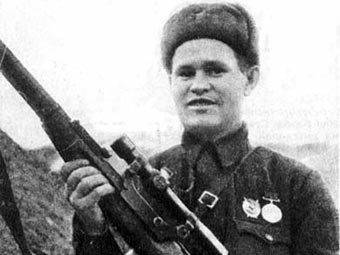 Василий Зайцев: какие боевые правила были лучшего снайпера Сталинградской битвы