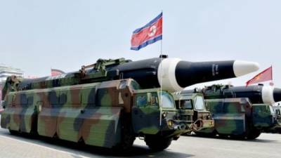 СМИ: КНДР провела испытания новых ракет большой дальности