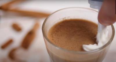 Не спешите с утренней чашкой кофе: 5 рекомендаций специалистов, как и когда правильно пить кофе