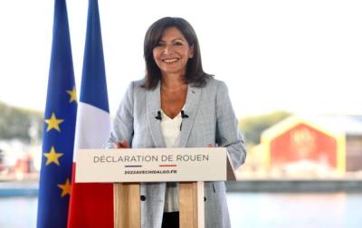 Мэр Парижа решила баллотироваться на пост президента Франции
