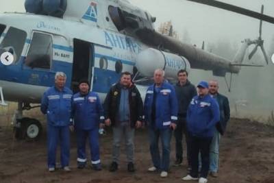 Выжившего при падении самолета свердловского пилота перевезут в Иркутск