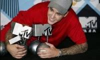 Джастин Бибер - Хейли Болдуин - Ариан Гранд - Премию MTV Music Awards получил в этом году Джастин Бибер - vlasti.net - Канада