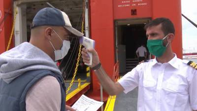Греция вводит серьезные ограничения для непривитых от коронавируса