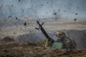 На Донбассе в результате обстрелов погибли трое военных. ФОТО
