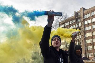 Депутат Рады Волошин: из-за националистов Украина может «получить большую беду и настоящую гражданскую войну»
