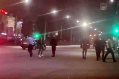 Мигранты в Воронеже: массовая драка со стрельбой прямо на дороге
