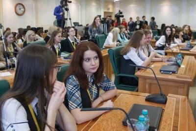 В пяти регионах РФ хотят ввести новый порядок оплаты труда для учителей