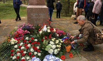В Латвии восстановят мемориал в память об освободителях Риги