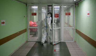 ЦИК объяснил условия открытия избирательных участков в "красных зонах" COVID-больниц