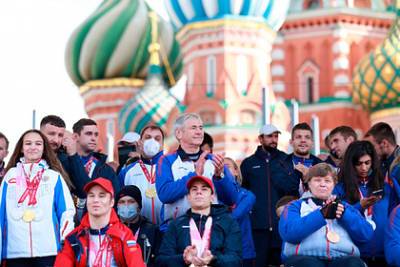 Путин наградил победителей Паралимпиады в Токио