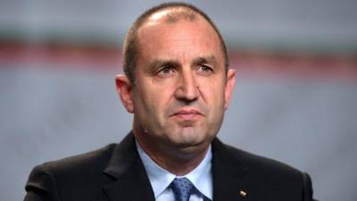Президент Болгарии 16 сентября распустит парламент и назначит техническое правительство