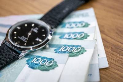 В Москве суд арестовал отставного полковника, поставлявшего часы для Минобороны