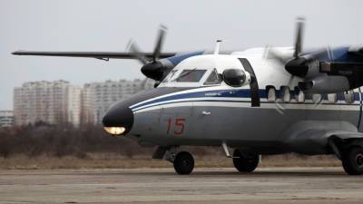 Пассажирский самолет совершил жесткую посадку в Иркутской области