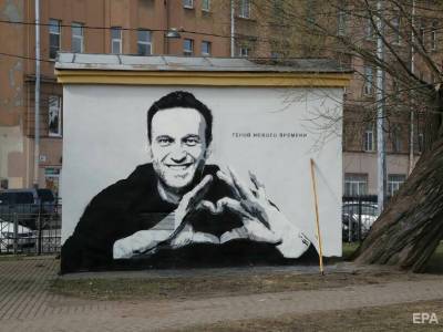 Навальный заявил, что в колонии из-за страха Кремля перед "Умным гоосованием" мешают его общению с адвокатом