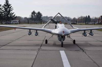 Киев закупит дополнительные турецкие дроны Bayraktar