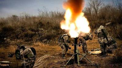 Киевские силовики обстреляли из минометов поселок в ЛНР