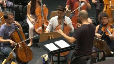 В Швейцарии оркестр исполнил десятую симфонию Бетховена, которую дописал искусственный интеллект