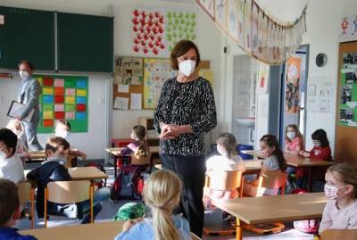 В школах Львова ученикам и педагогам будут проводить тестирование на коронавирус