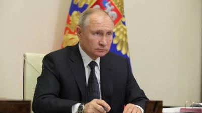 Путин допустил, что скоро уйдет на карантин из-за Covid-19