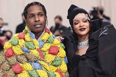 Рианна и A$AP Rocky впервые вместе вышли в свет - skuke.net - Нью-Йорк - Нью-Йорк - Новости