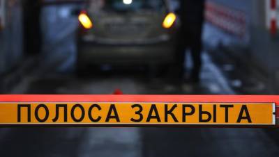 Движение по двум дорогам на юге Петербурга ограничат до середины октября