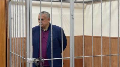 Мосгорсуд оставил под стражей бывших премьера Северной Осетии и гендиректора автозавода